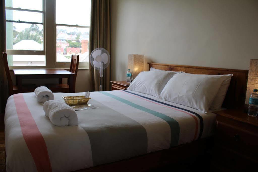 The Tasmanian Inn Хобарт Экстерьер фото